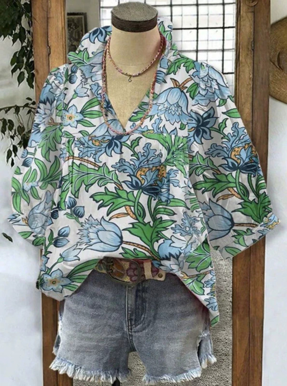 ZARA Printed Ruffle Collar Blouse